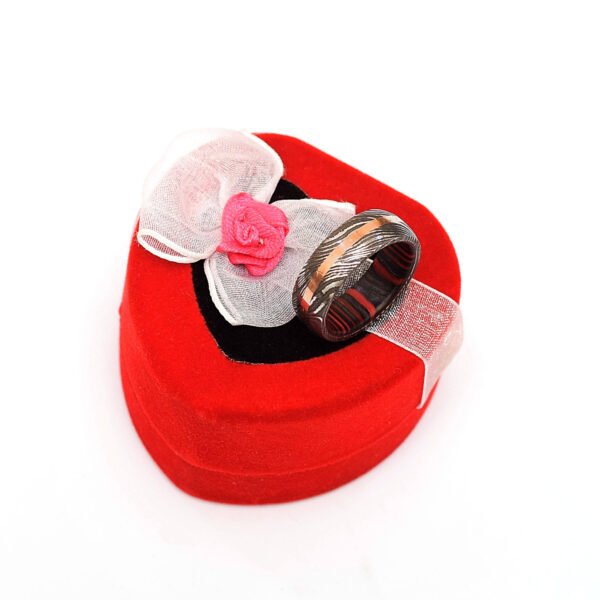 Handmade Damascus Steel Ring with Heart-Shaped Gift Box – Personalized Wedding & Anniversary Gift Set