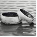 Men's Damascus Steel Ring Gift Set – Handmade Personalized Ring with Polished Edges & Raw Patterned Steel Center