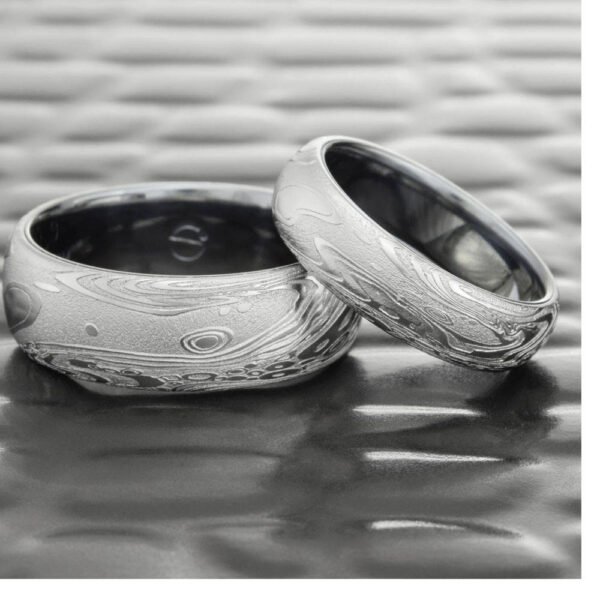 Men's Damascus Steel Ring Gift Set – Handmade Personalized Ring with Polished Edges & Raw Patterned Steel Center