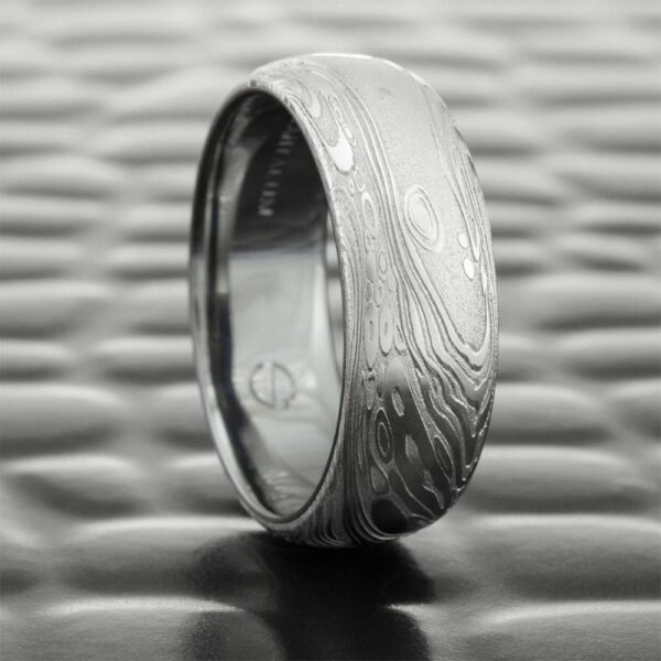 Men's Damascus Steel Ring Gift Set – Handmade Personalized Ring with Polished Edges & Raw Patterned Steel Center