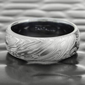 Men's Damascus Steel Ring Gift Set – Handmade Personalized Ring with Polished Edges & Raw Patterned Steel Center