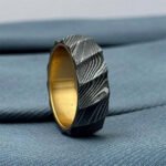 Personalized Men’s Damascus Steel Ring – Timeless Forged Design, Handmade Anniversary Gift Set with Custom Logo
